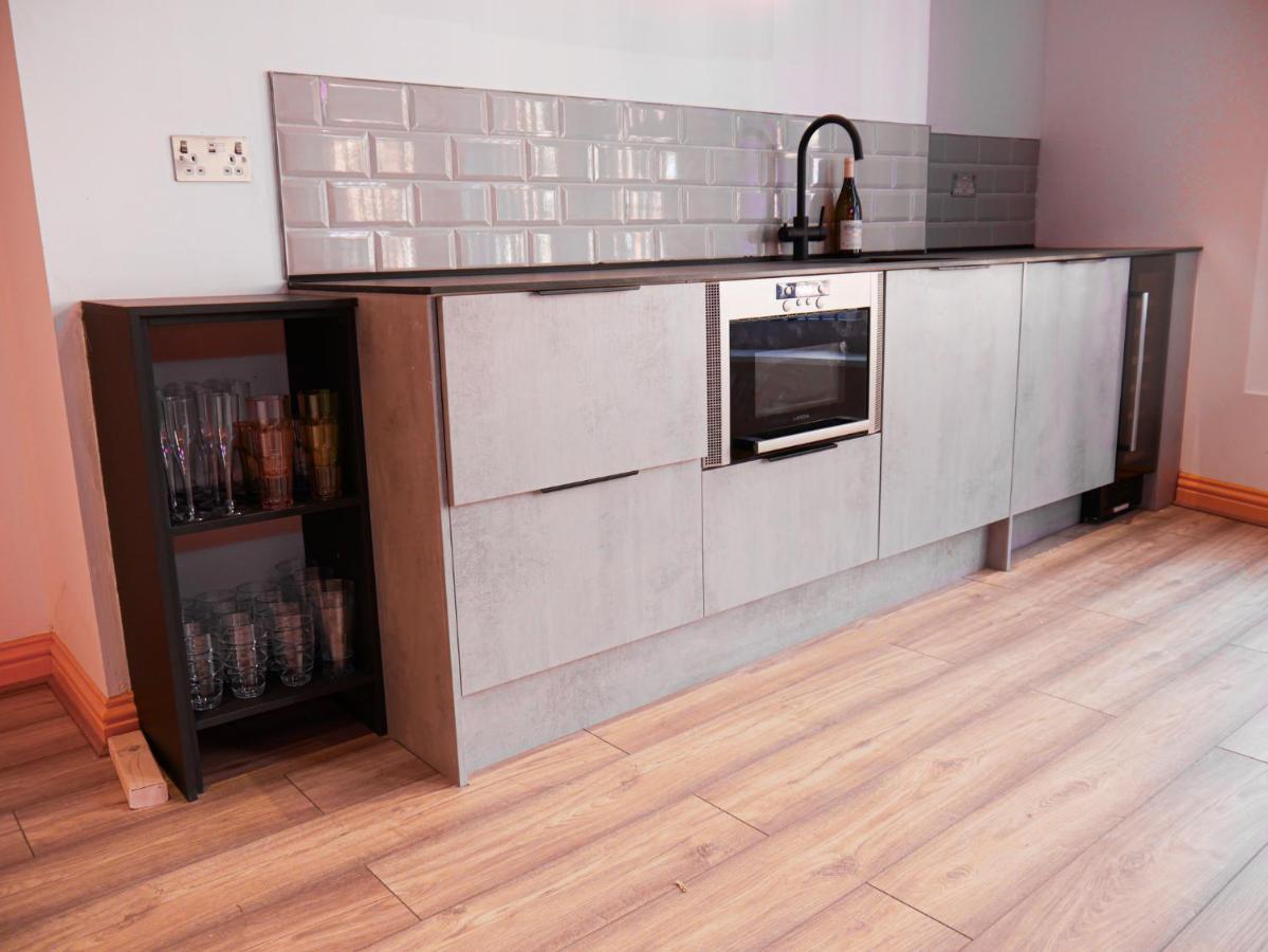 Luxury Apartments Liverpool City Center 外观 照片
